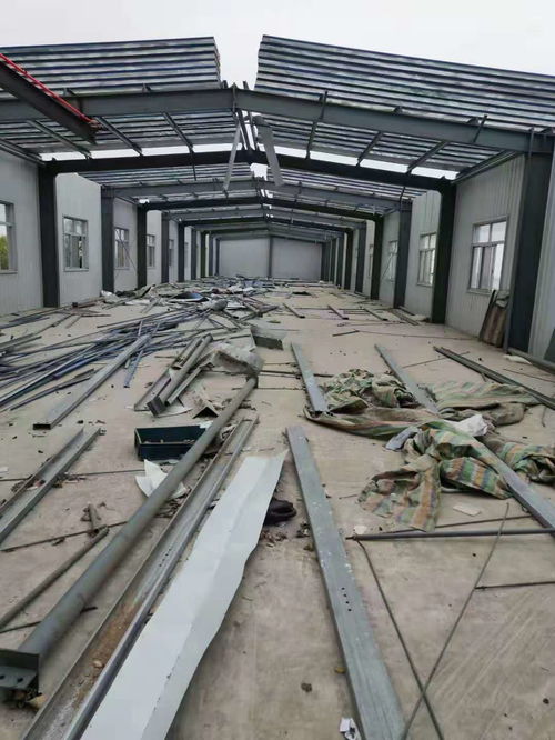 南雄走廊棚噴漆,拱型鋼結(jié)構(gòu)的廠房,施工防腐漆價(jià)格多少錢(qián)