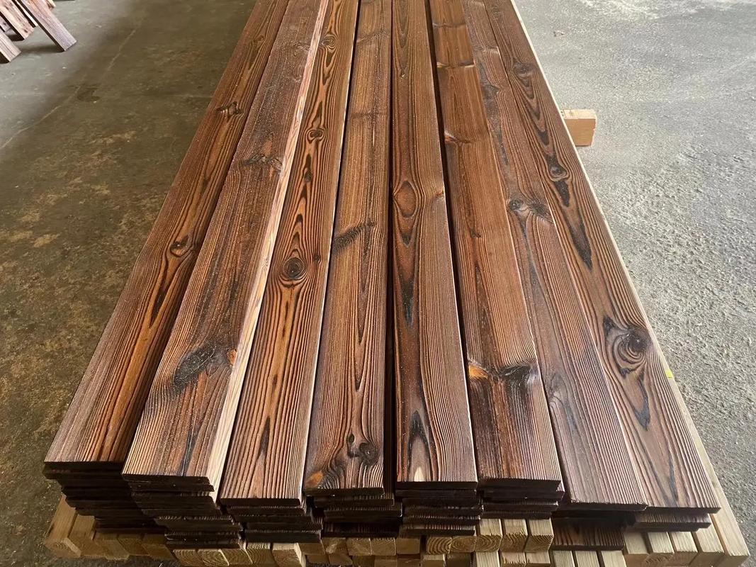 源頭工廠 #碳化木炭燒松木 #防腐木工程 #原木材料 戶(hù)